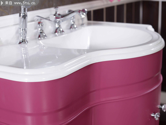 ��ԡ��߸���ͼƬ