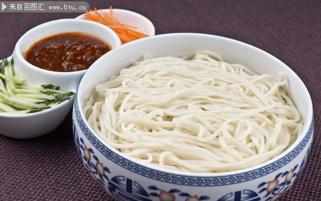 炸酱面食材图片