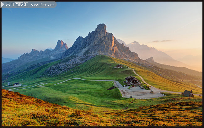 唯美山峰风景图片下载