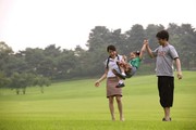 三口之家照片 休闲人物图库