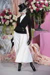 蒙纱女人照片 国外服装模特图片