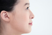 洁净的美女面部图片