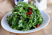 凉拌茼蒿菜菜品图片