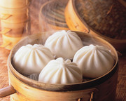 热腾腾的包子图片