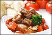 牛腩烧红萝卜美食图片