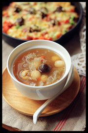 莲子银耳桂园羹美食图片