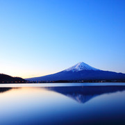 日本富士山唯美风景图片
