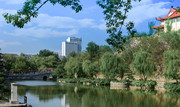 园林湖水风景图片下载