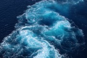 蓝色海浪风景图片