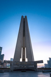 上海市人民英雄纪念塔建筑图片素材