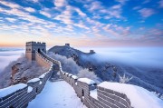 雪中长城图片